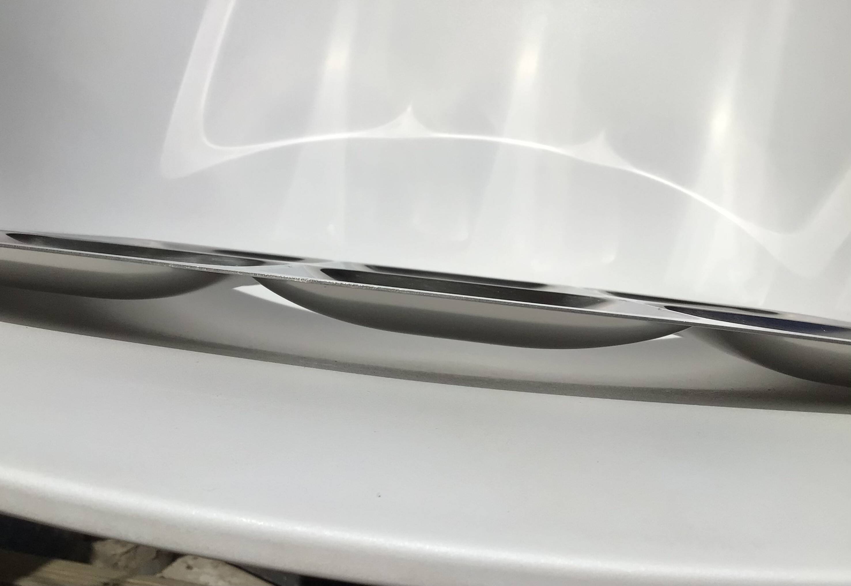 Stainless steel rectangular dish with compartments