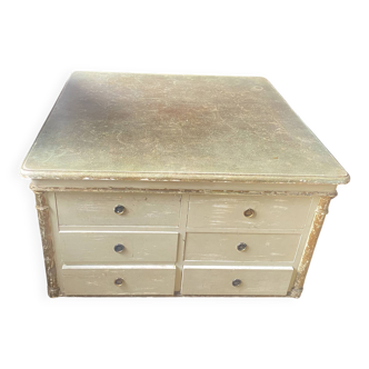 Old wooden workshop furniture – tabletop