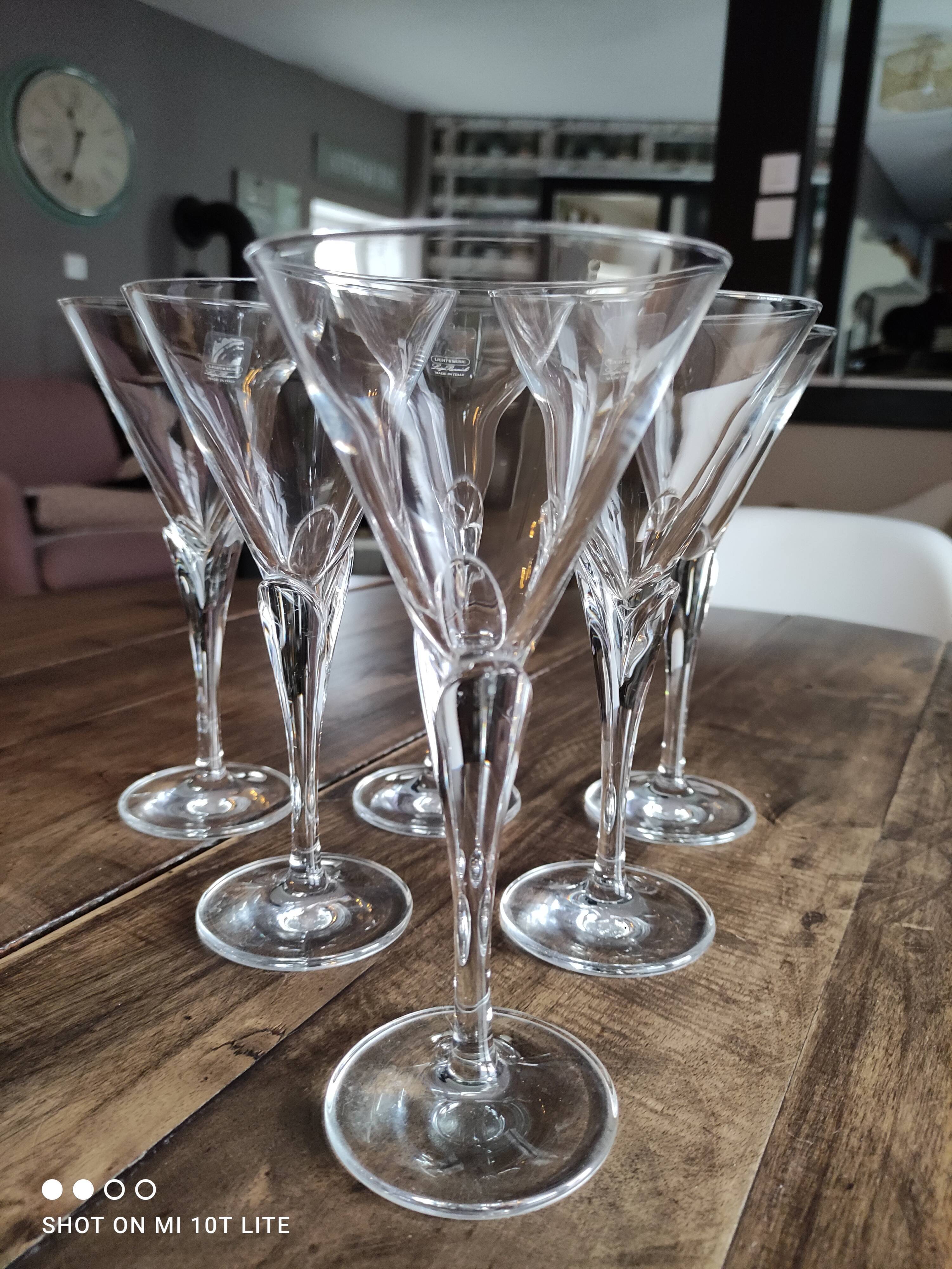 Set of 6 vintage white wine glasses in Light & Music crystal model Florian by Luigi Bormioli