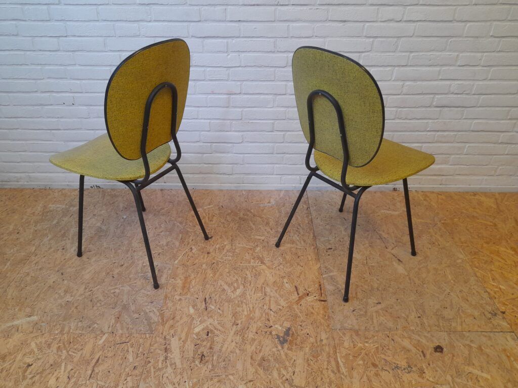 Pair of French dining chairs from the 1950s.