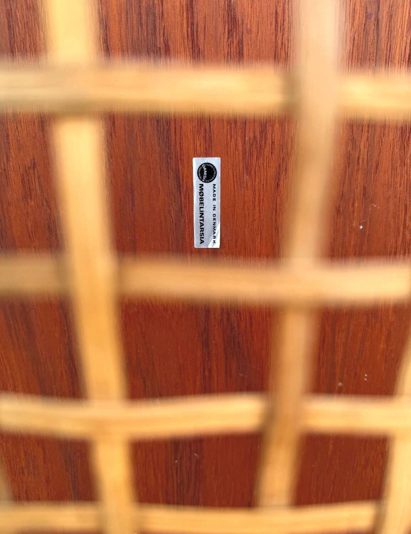 Table basse danosie par Jorgen Aakjaer Jorgensen