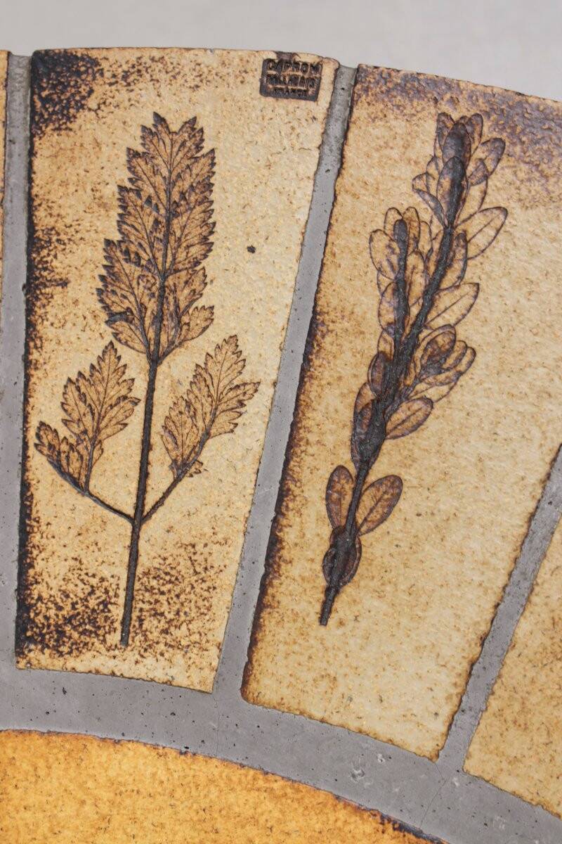 Round coffee table herbarium Roger Capron, Vallauris - ceramic and wooden structure