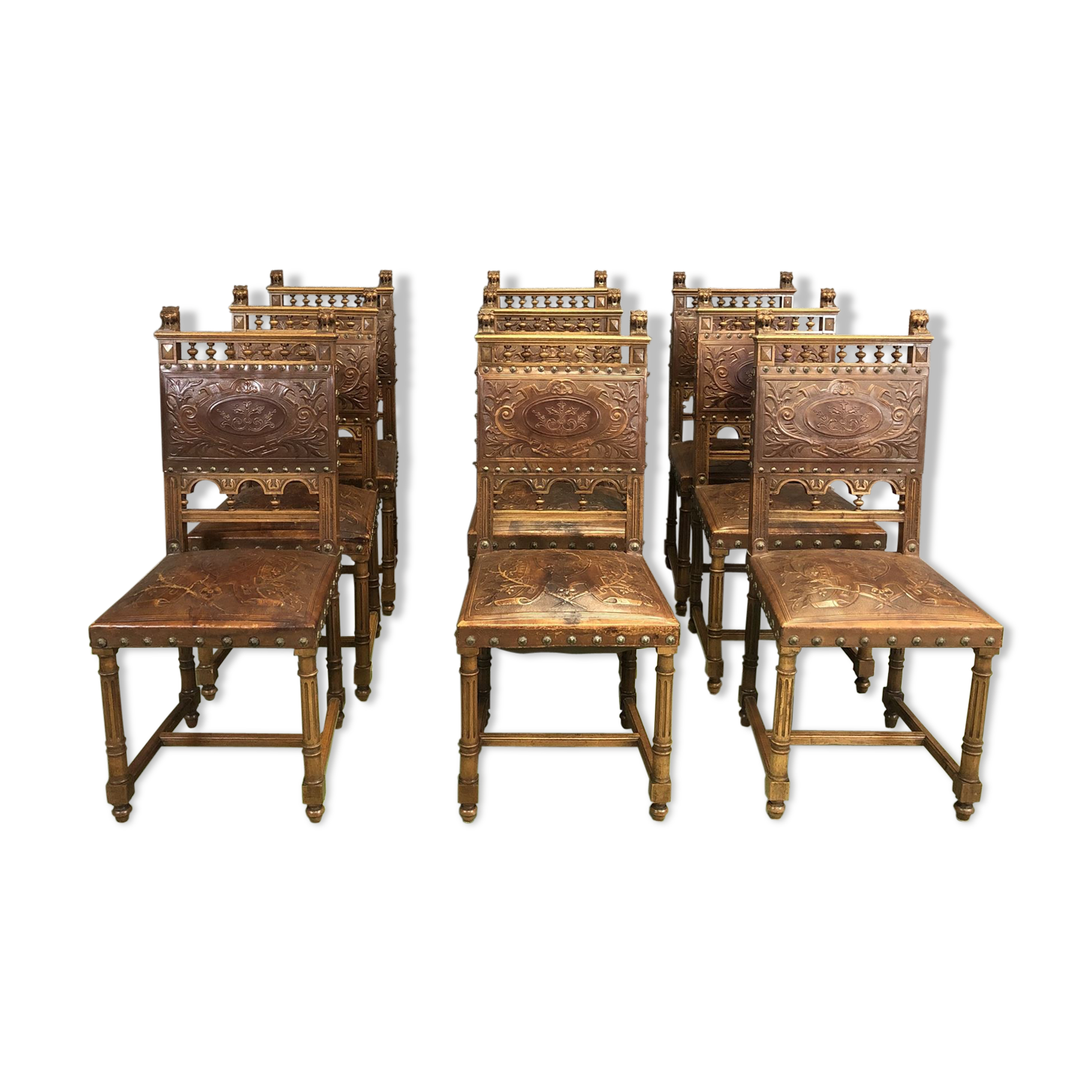 Suite of 9 Henry II chairs in walnut and leather - 1900s