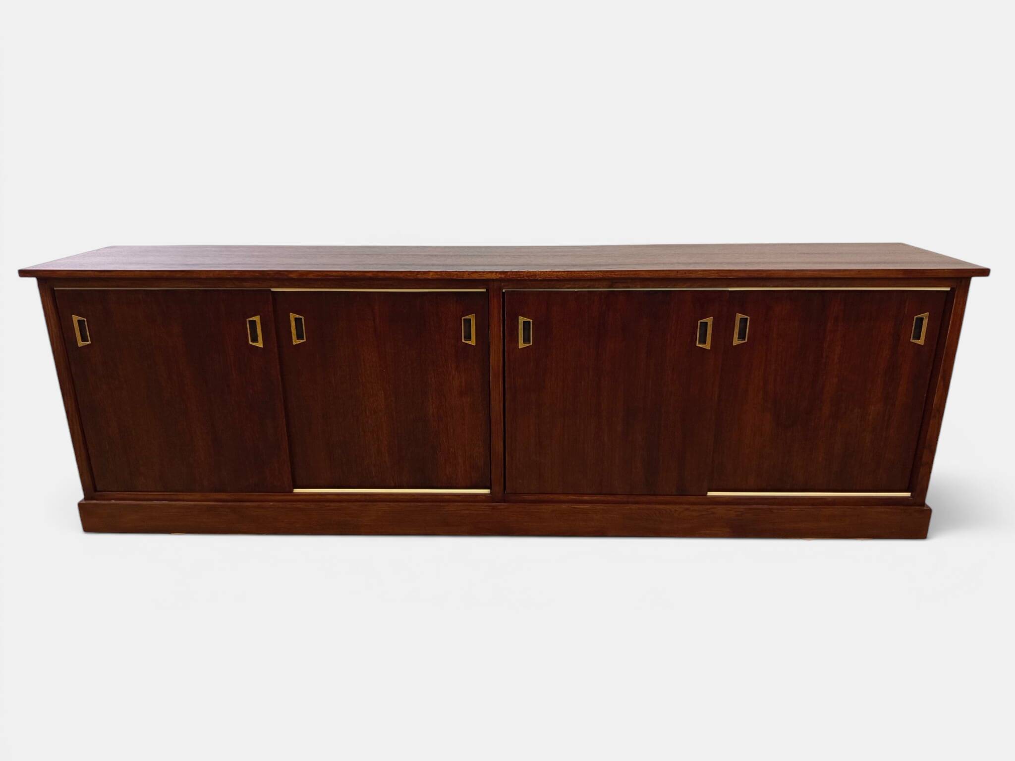 Large double-sided modernist sideboard in oak – 250 cm