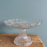 Presentation dish on pedestal cake display