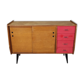 Vintage chest of drawers