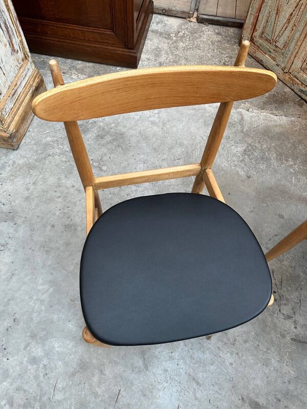 Suite de 3 chaises scandinaves Années 60