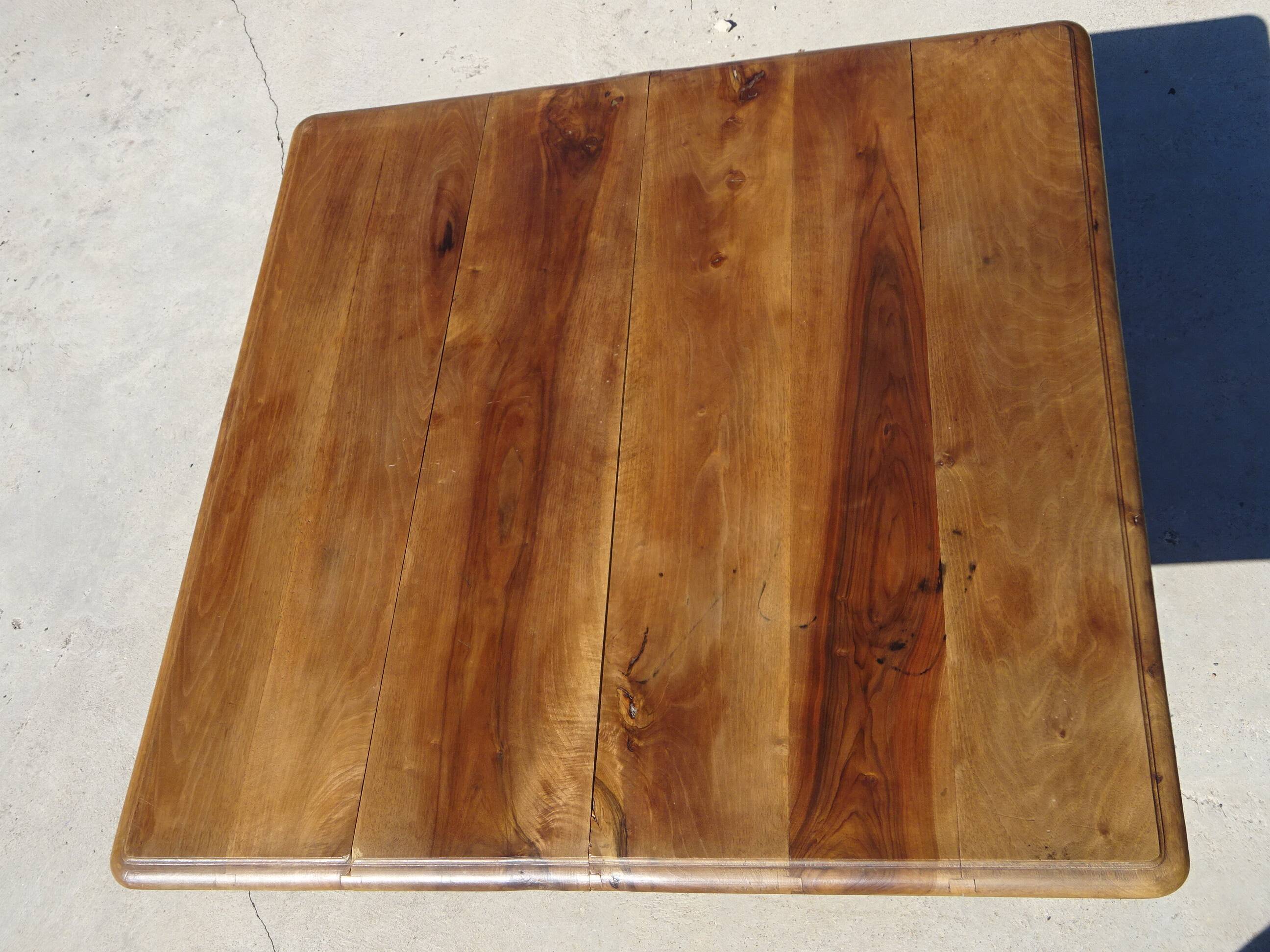 Square dining table, central leg, seats 8