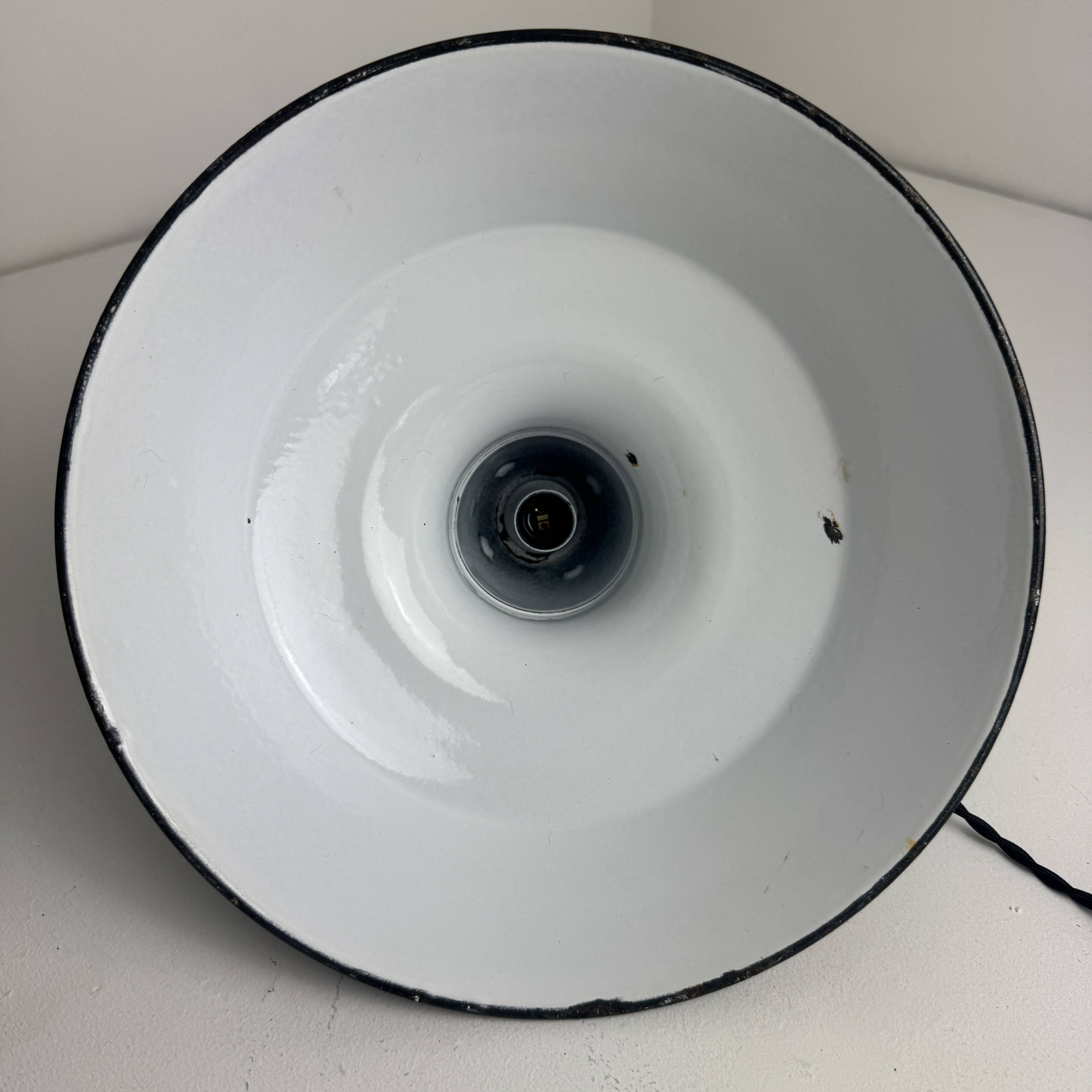Old enamelled industrial workshop suspension