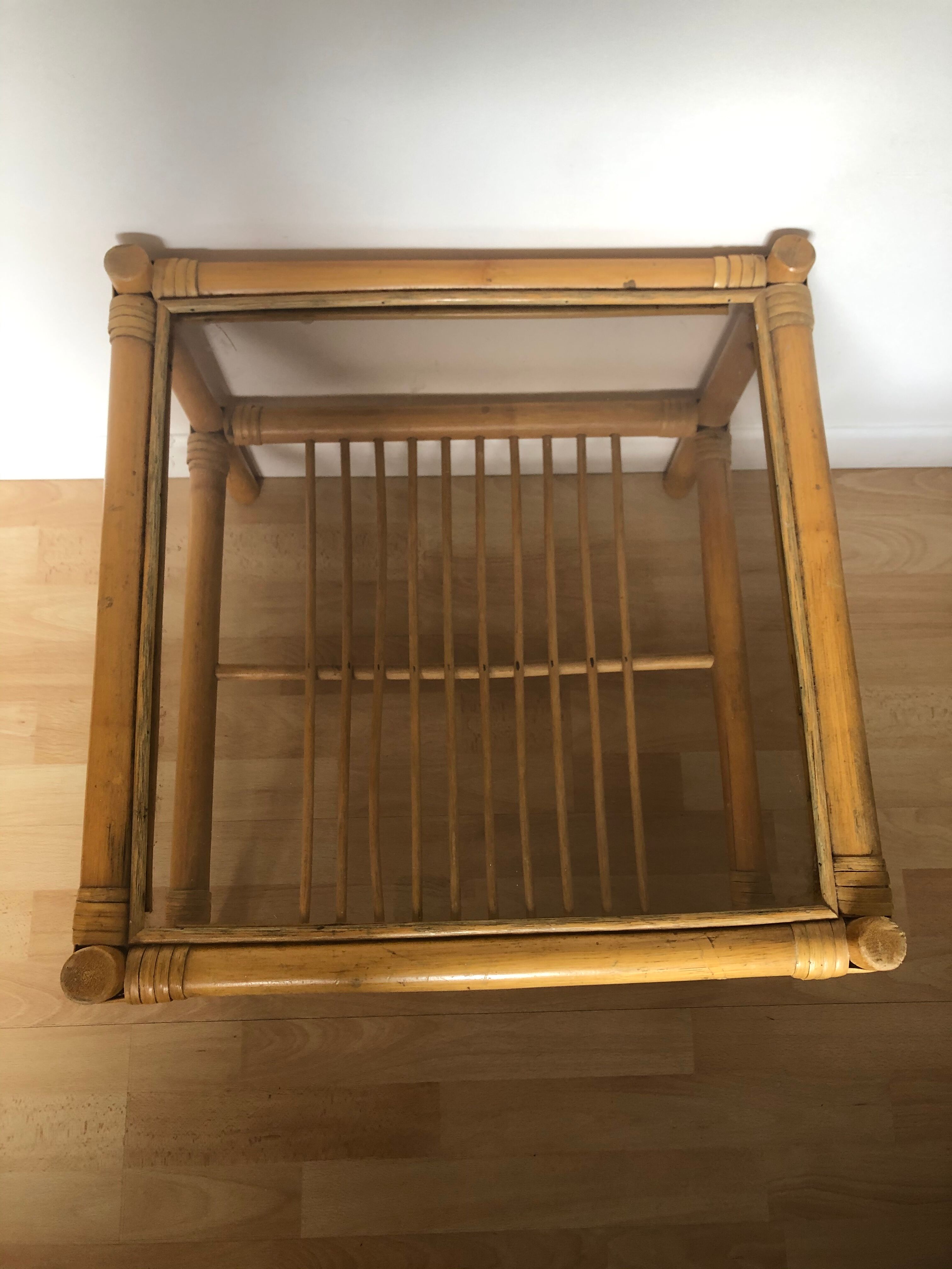 Table basse bambou et verre