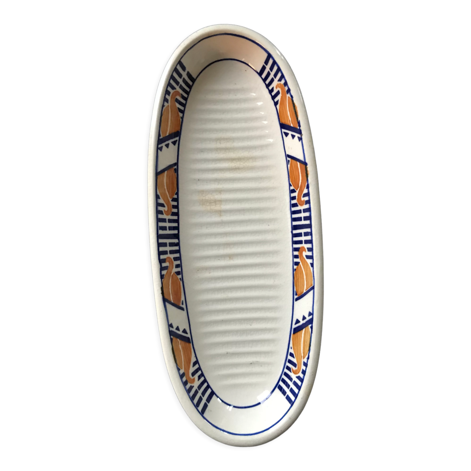 Old iron earth soap dish. Moulin des Loups