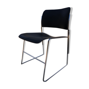 chaise 404 de David rowland,