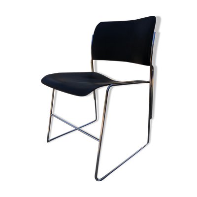 Chaise 404 de David rowland, noires et acier