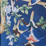 Wooden screen painted hand decorating birds