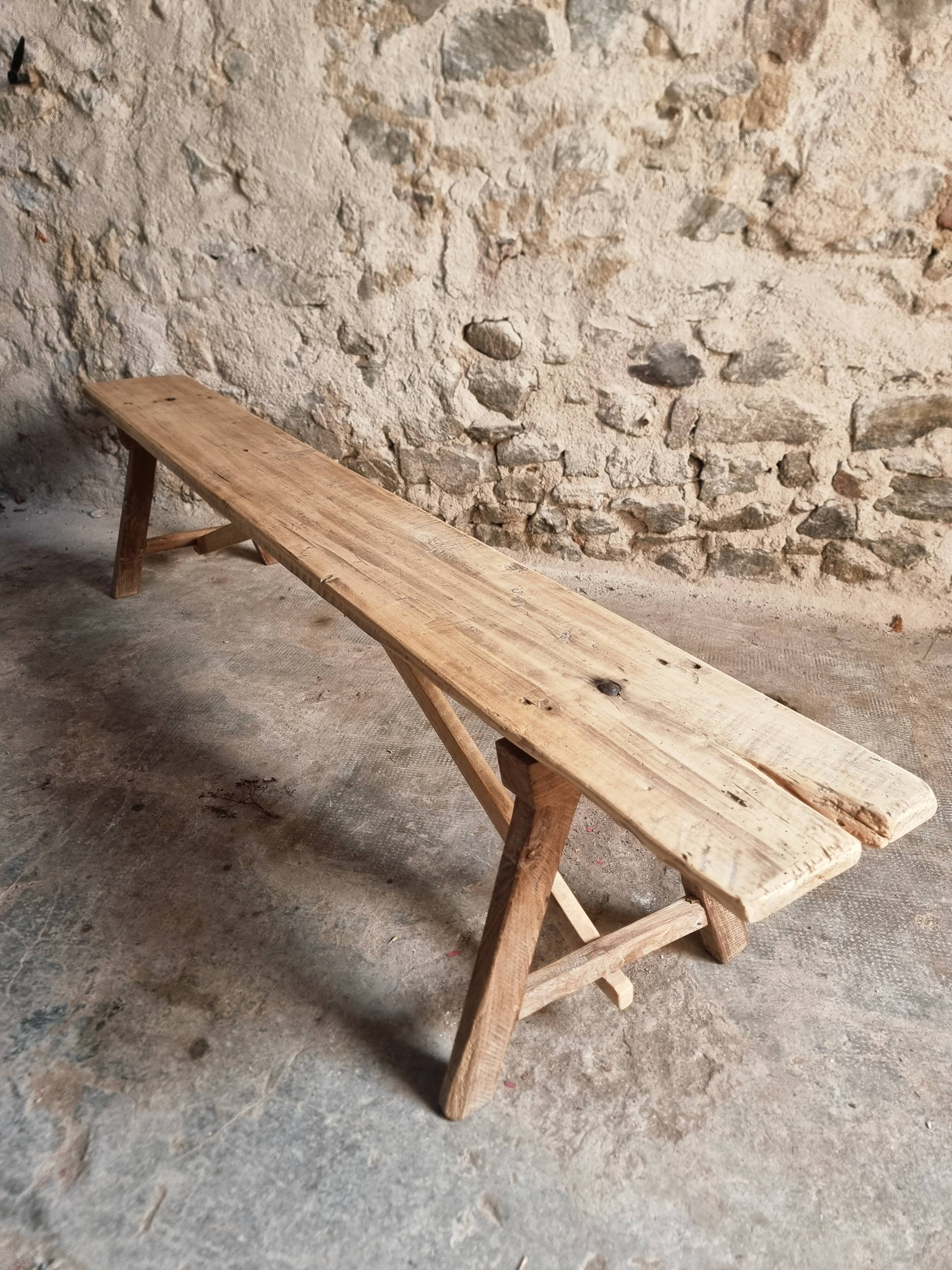 French antique wooden bench – Rustic farmhouse bench – Poplar and chestnut – Late 19th century – 198 cm