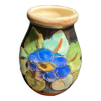 Ceramic vase