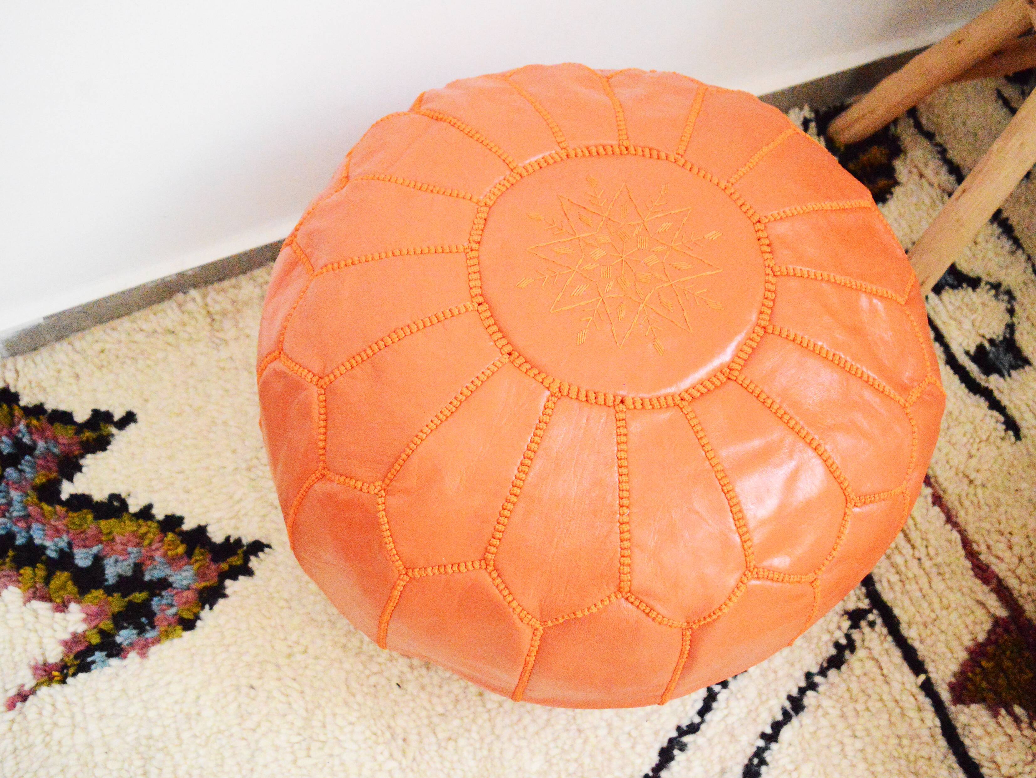 Pouf marocain en cuir