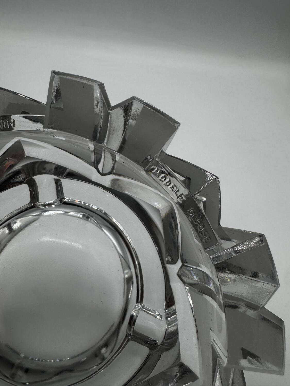 Martell ashtray by Pierre Carmin, luxury version, numbered Baccarat.