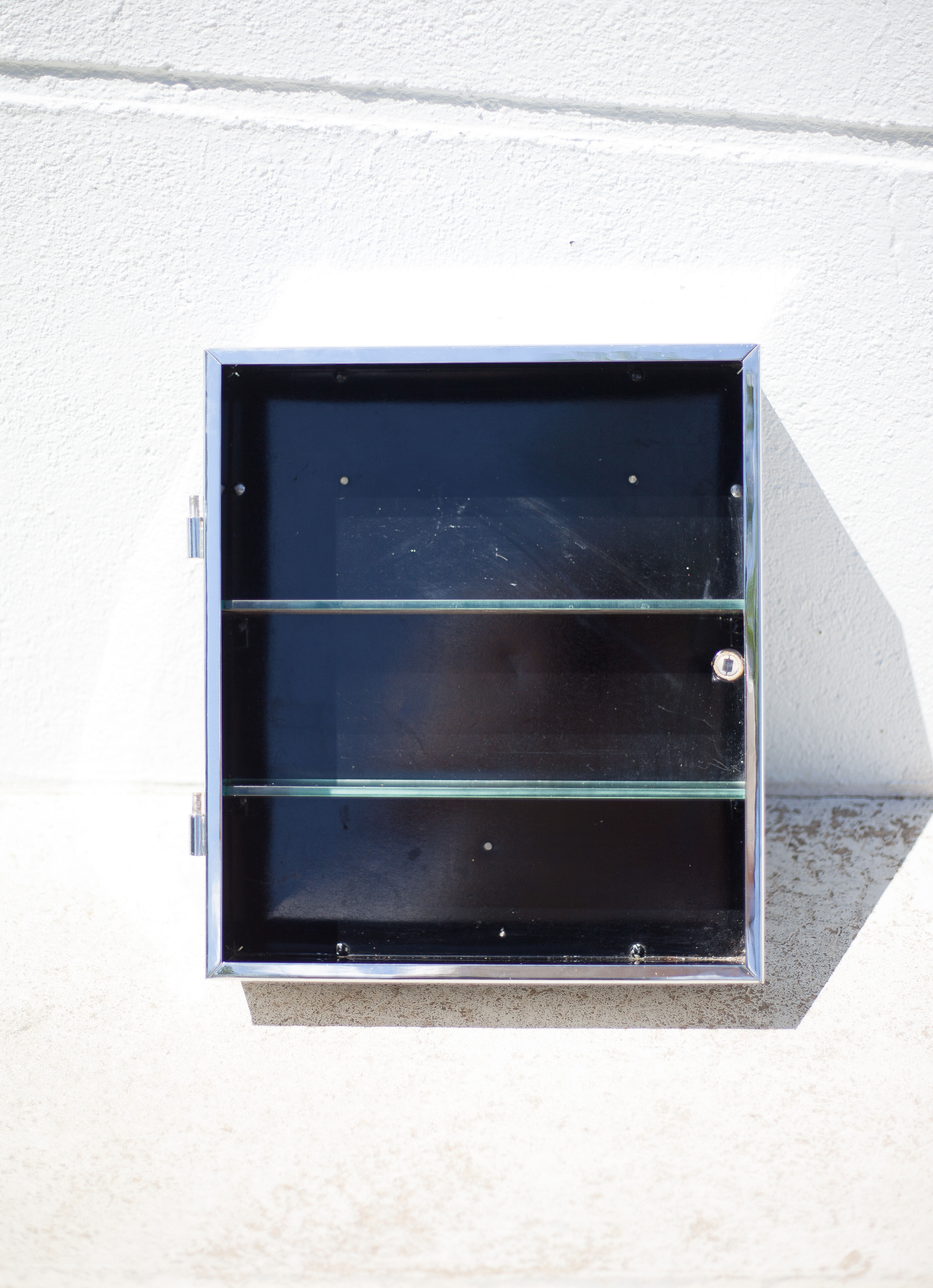 Vintage wall pharmacy, oval mirror cabinet, bathroom, 1 mirror door, shelves