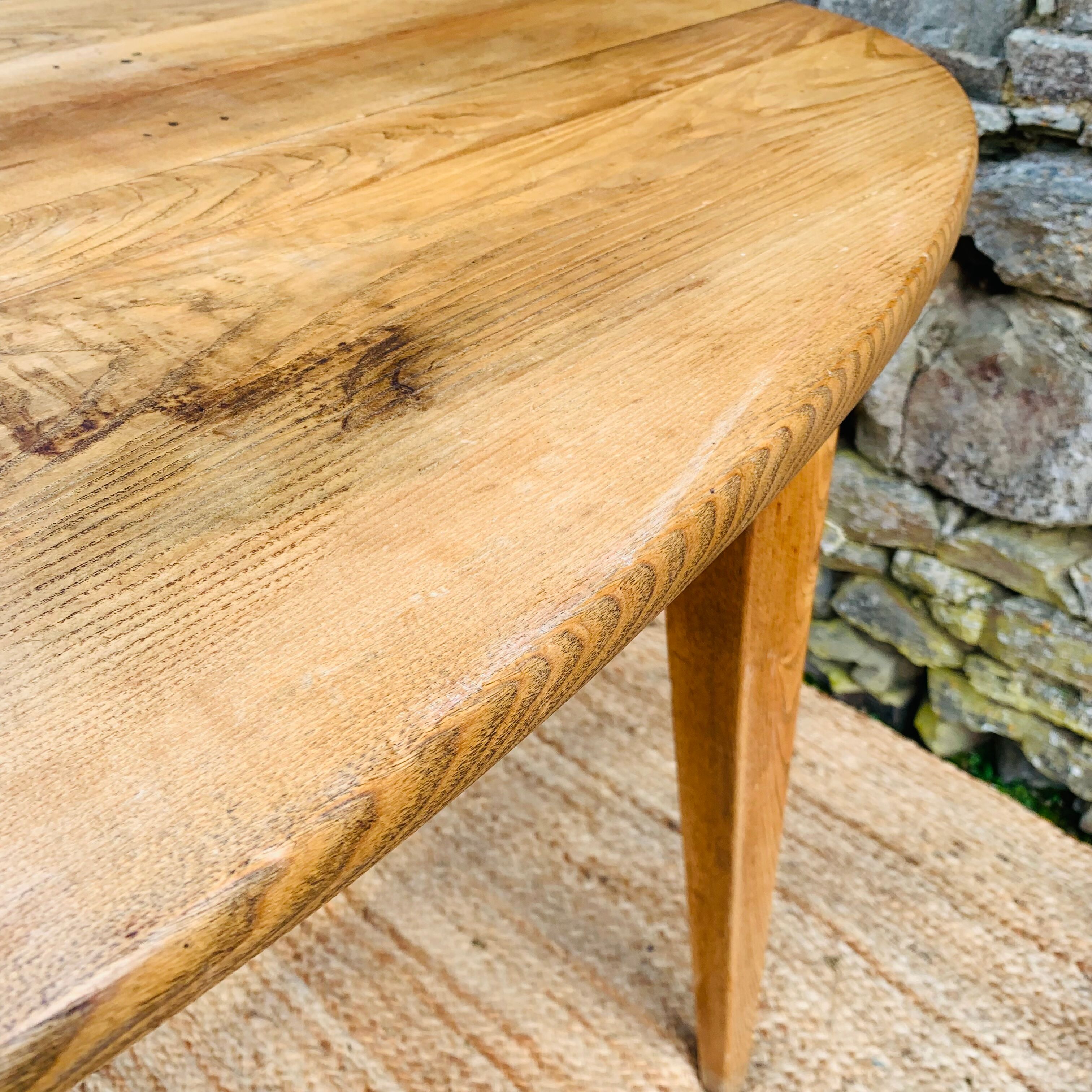 Oval farmhouse table 141.5 cm