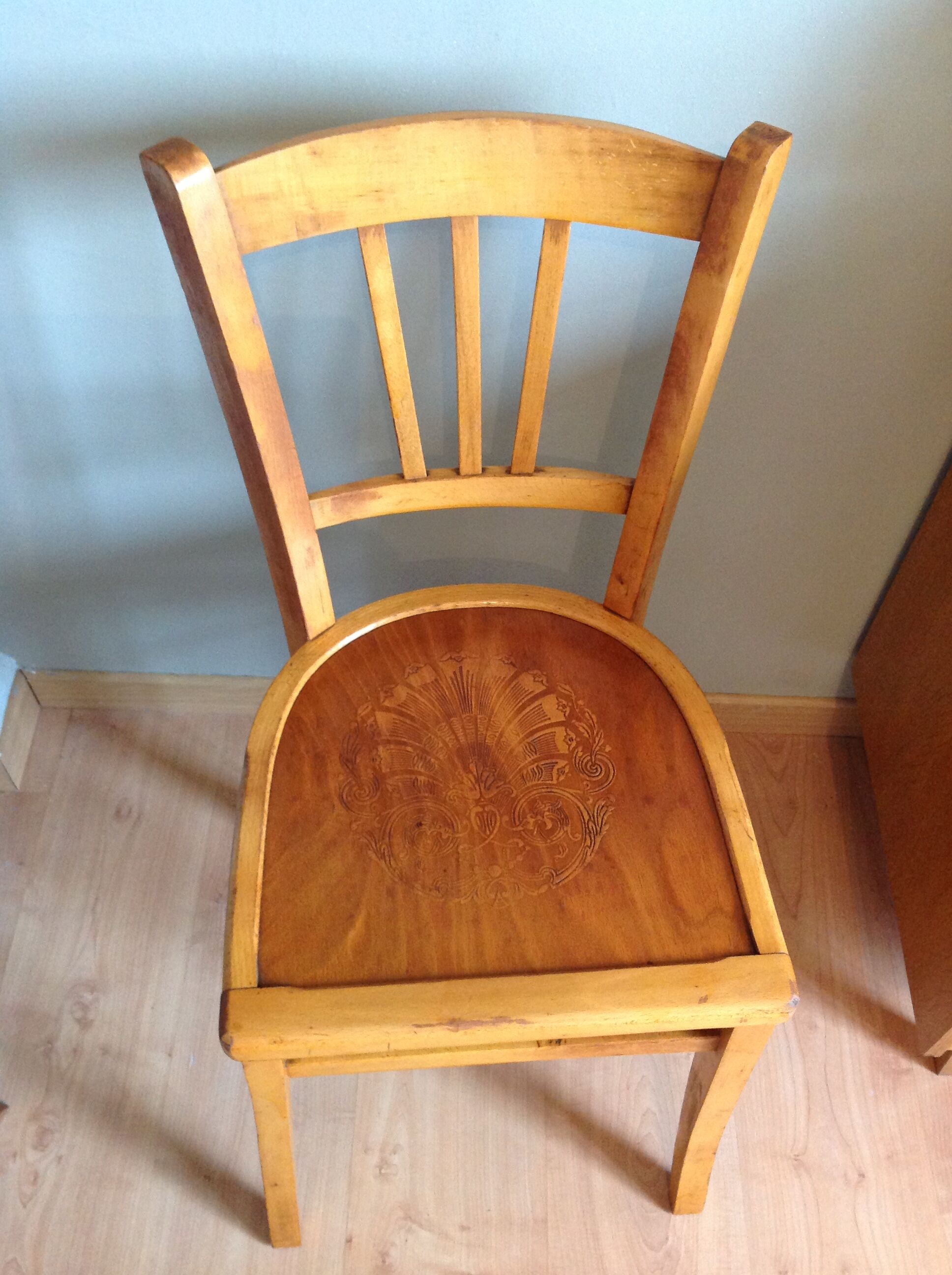 Bistro Chair with rosette/vintage years 40-50