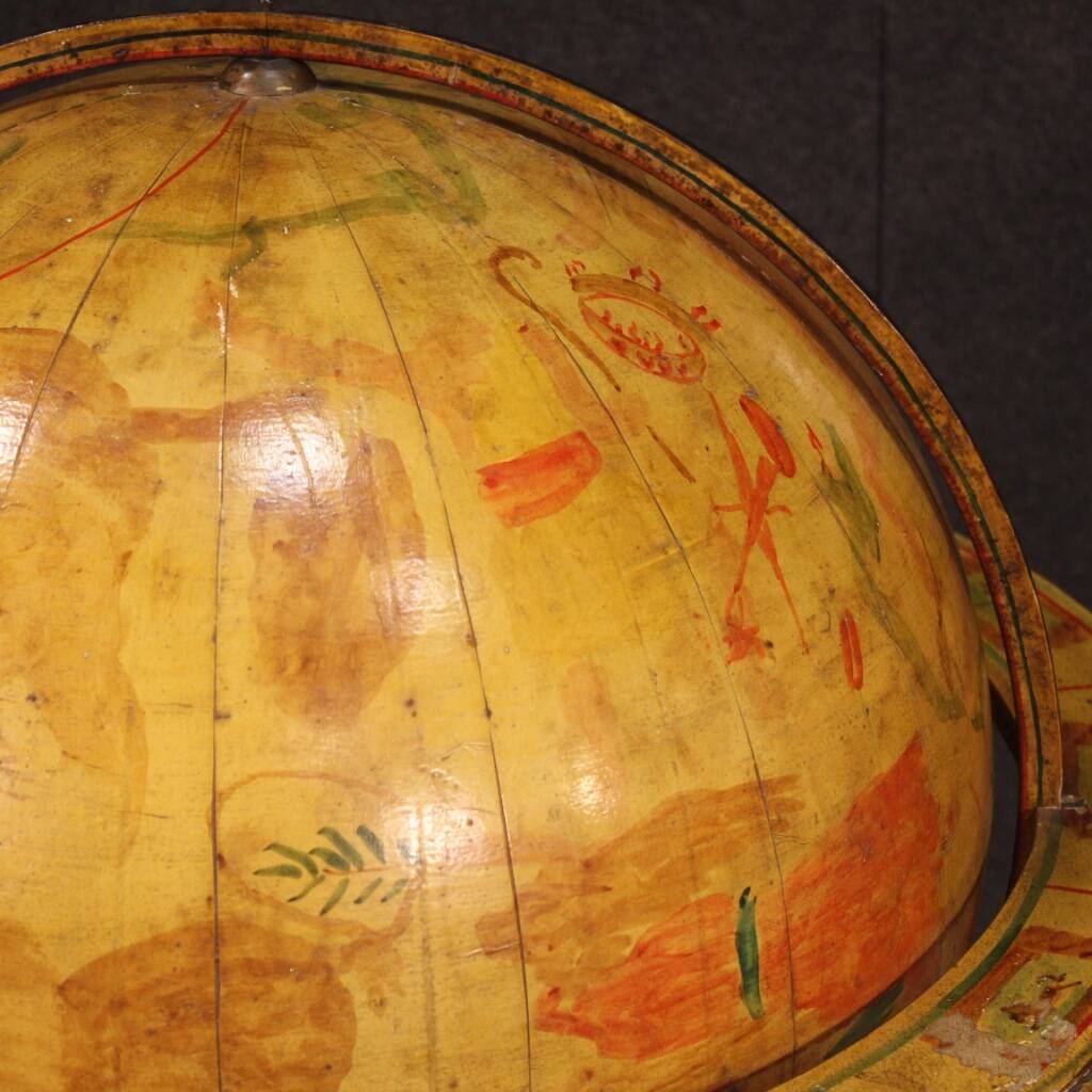 Great globe in wood from 70s