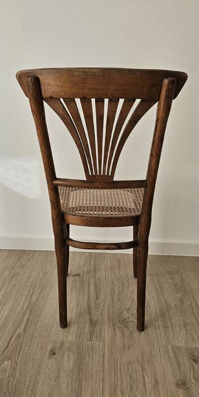 Vintage Thonet chair, wood and caning, no. 221.