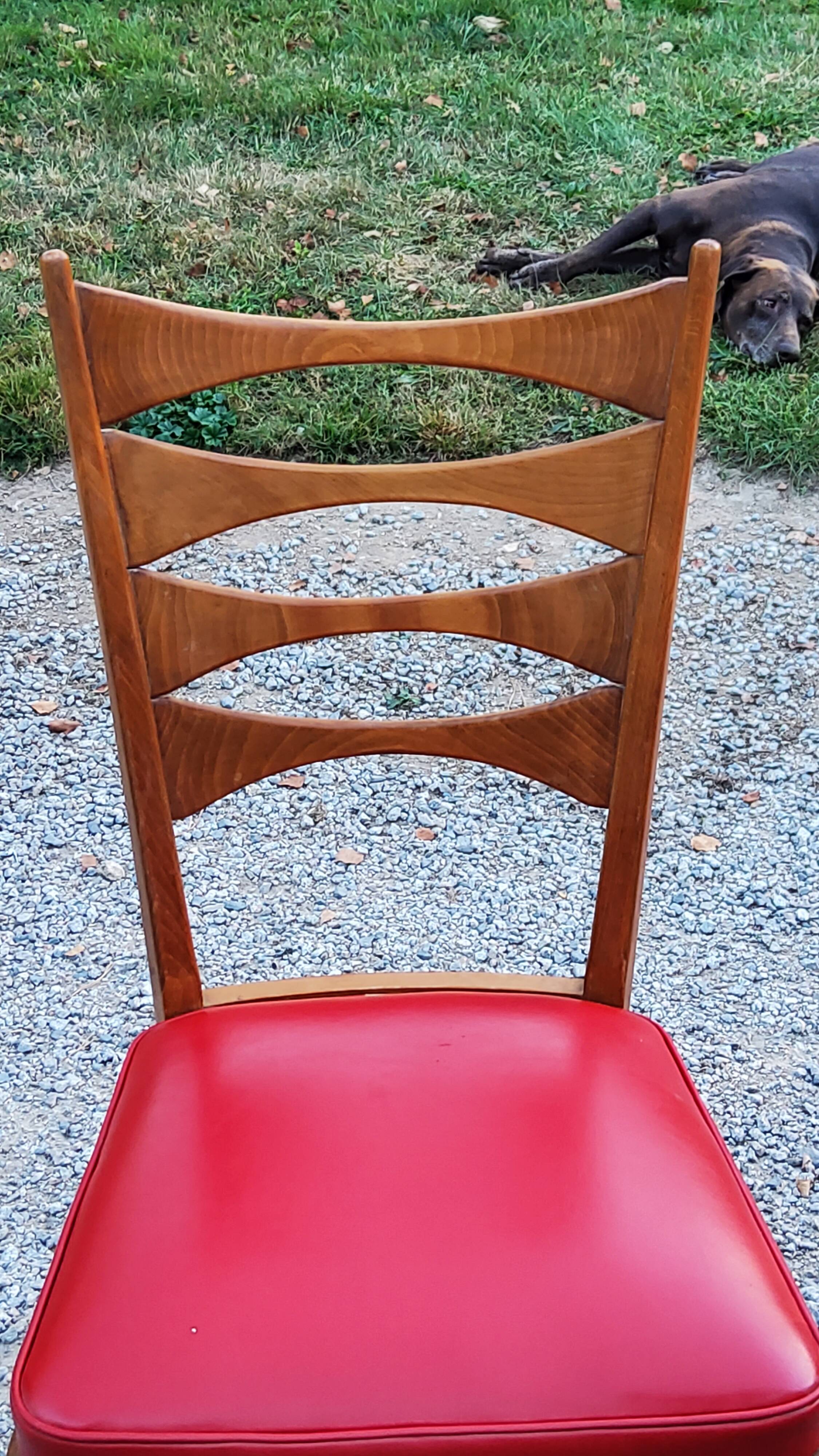 Set of 6 vintage Scandinavian style chairs from the 50s
