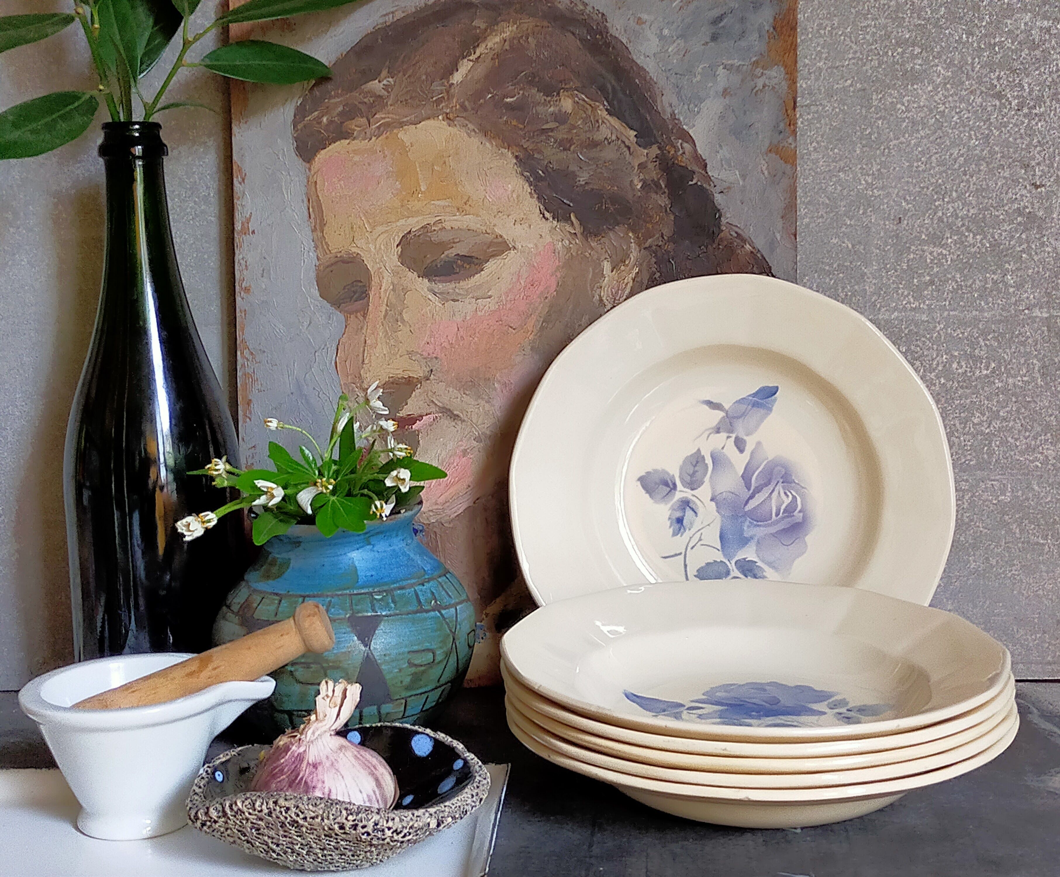 Six earthenware plates of Digoin and Sarreguemines 40s