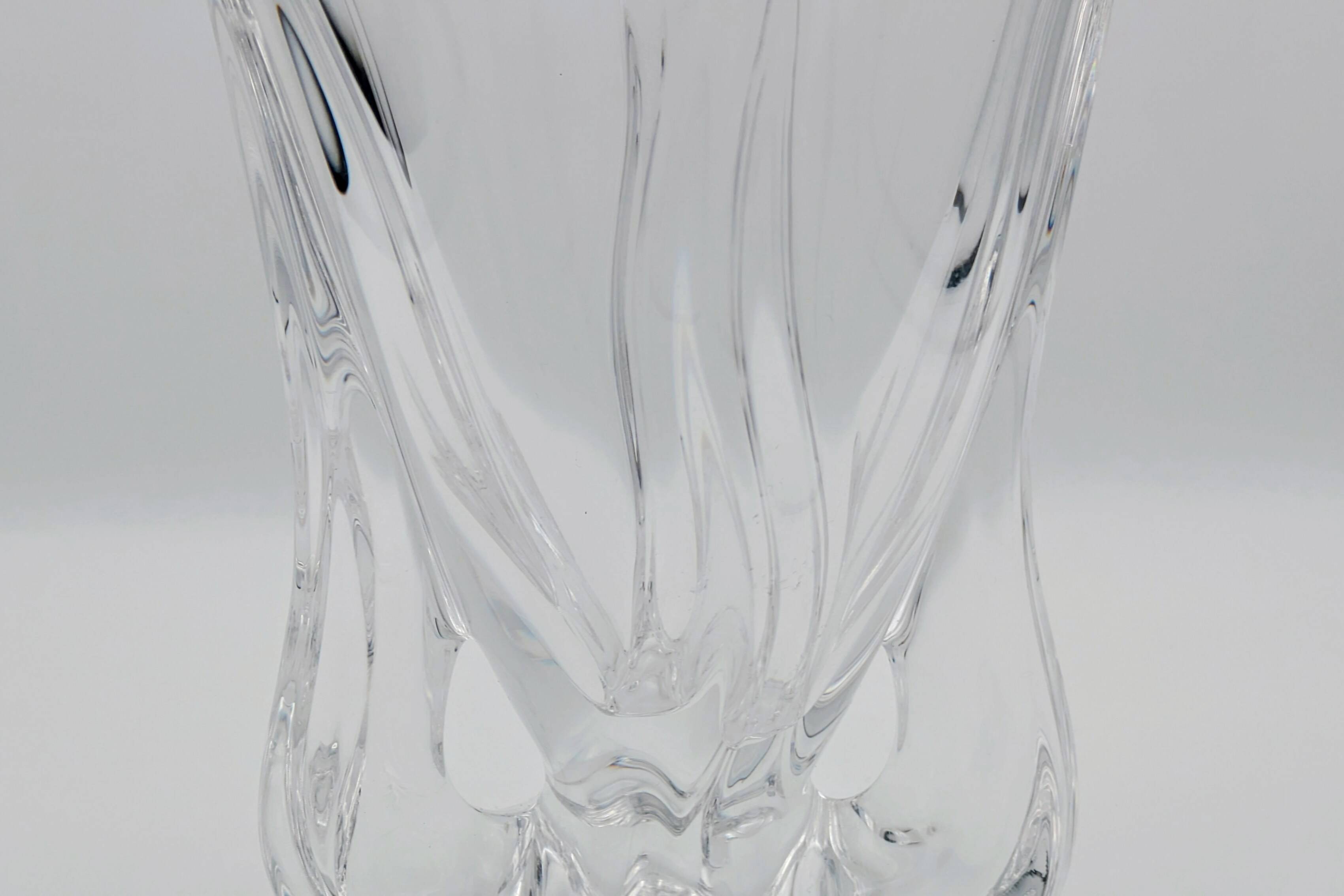 Large Pressed-Moulded Glass Vase "Swan" - Art Deco Style