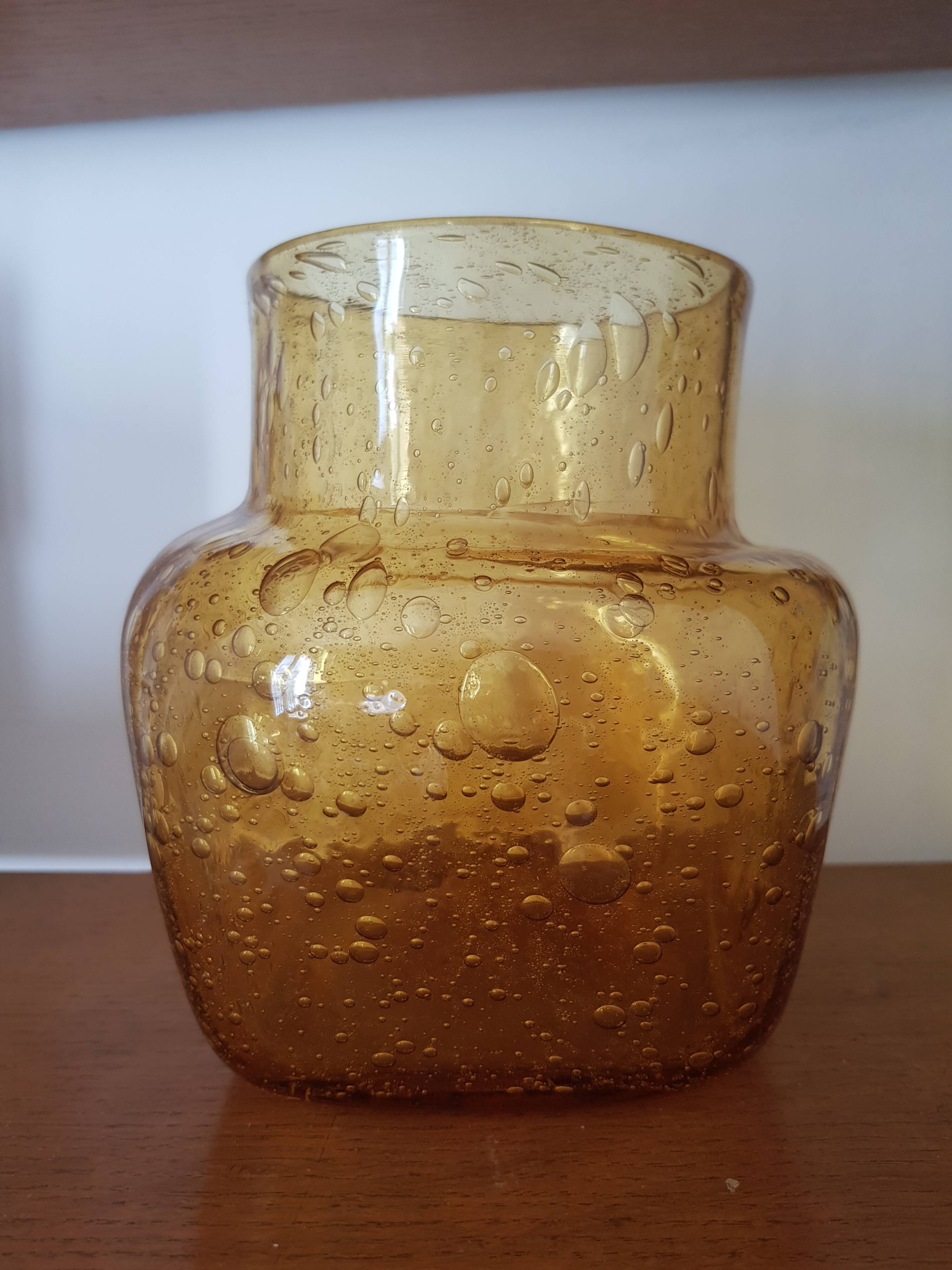 Vase en verre vintage