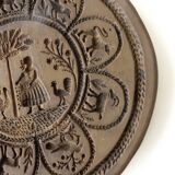 Artisanal carved solid wood underside with mountain décor - round chalet décor