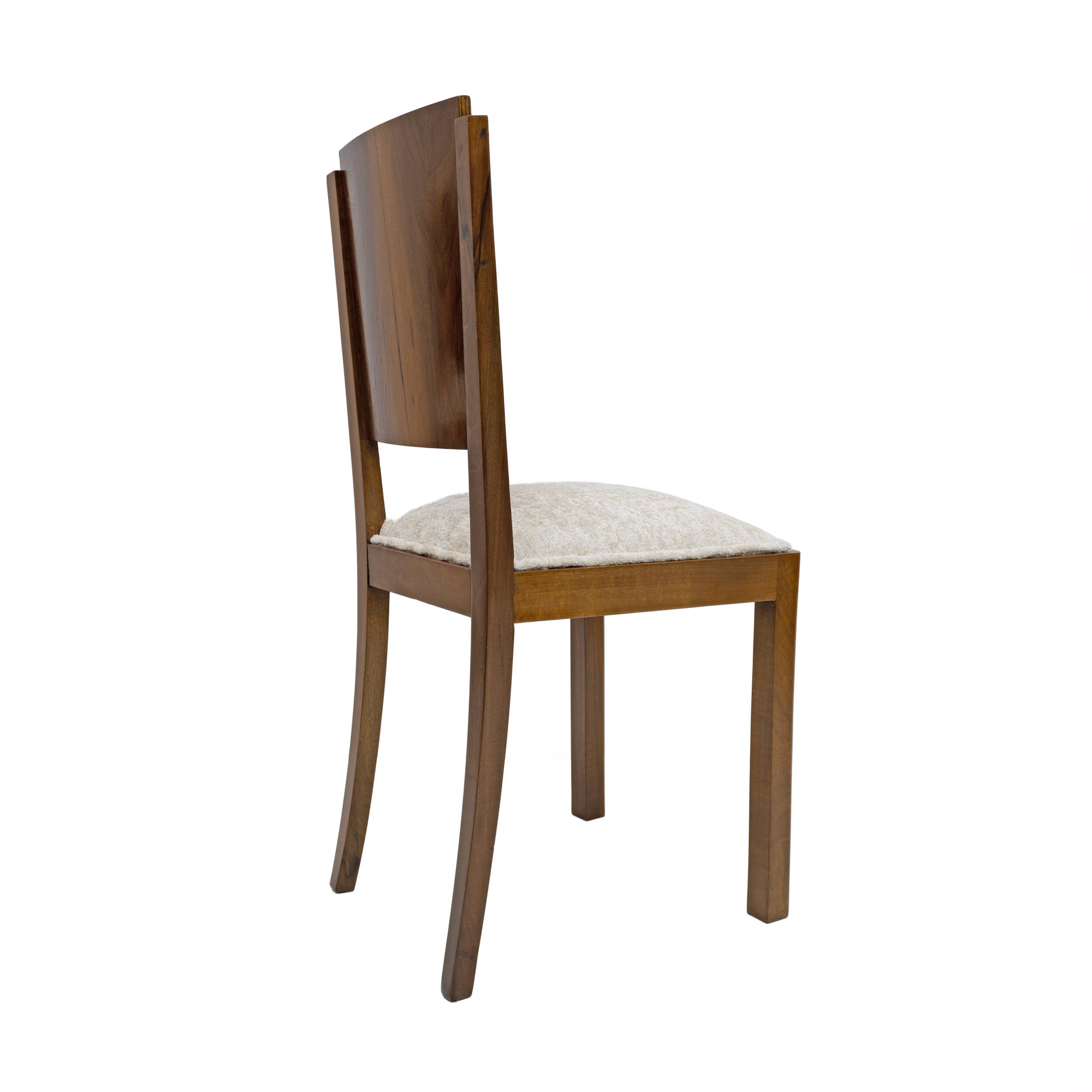 Six Art Dèco Italian Walnut Dining Chairs, 1940s