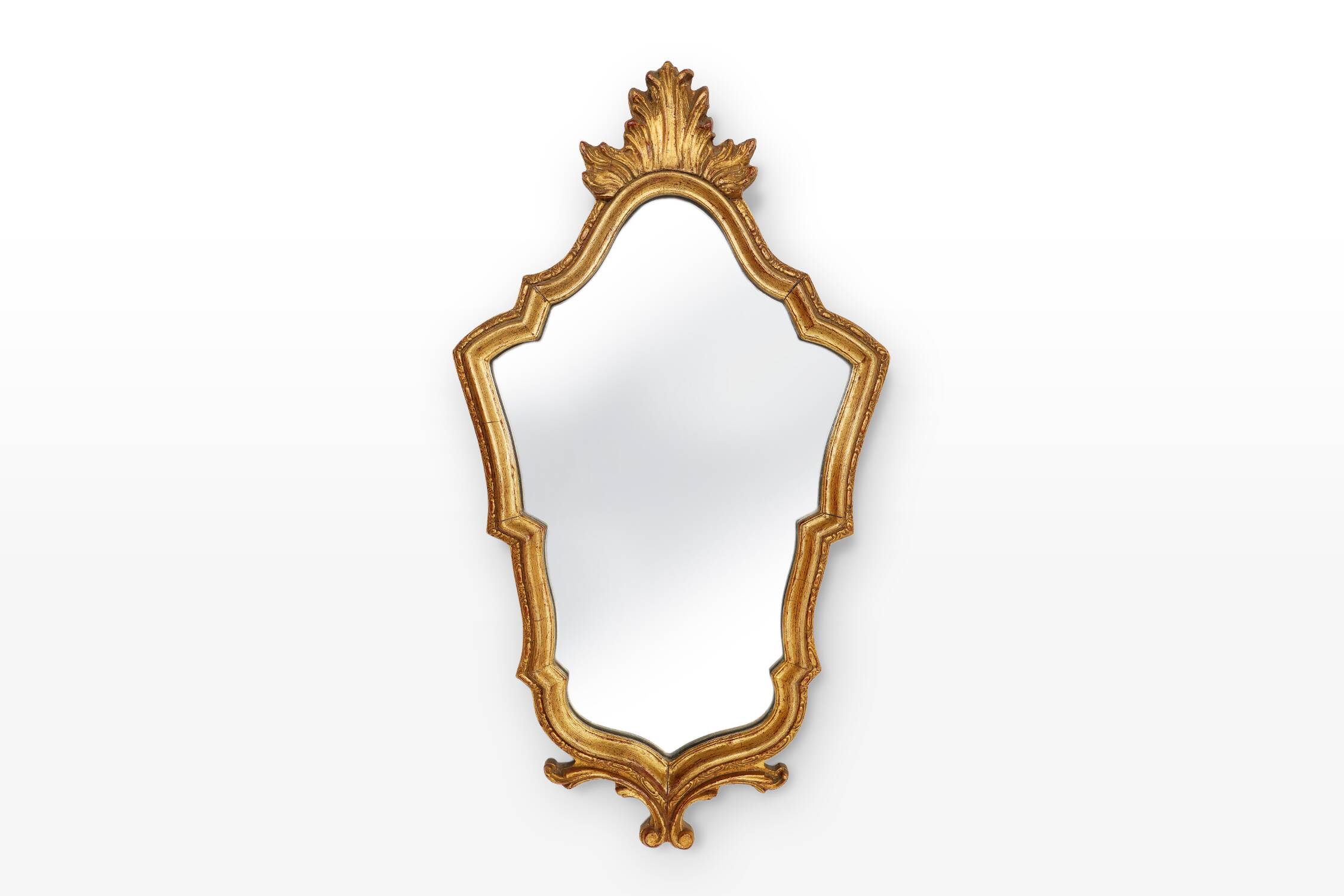 French rococo-baroque style Mirror in wood with gilded frame