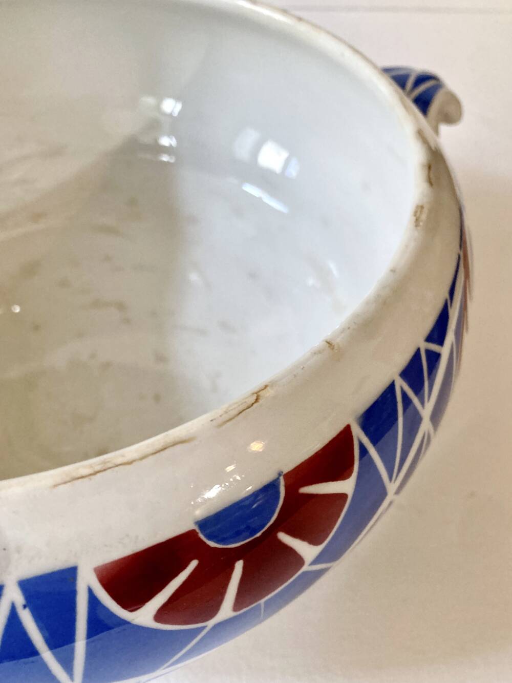 Soup tureen, Sarreguemines, Robinson model