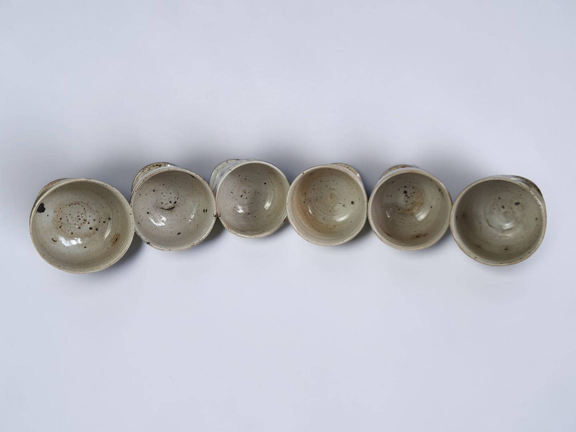 6 footed stoneware cups, Pottery of Vézelay - Albert Breton