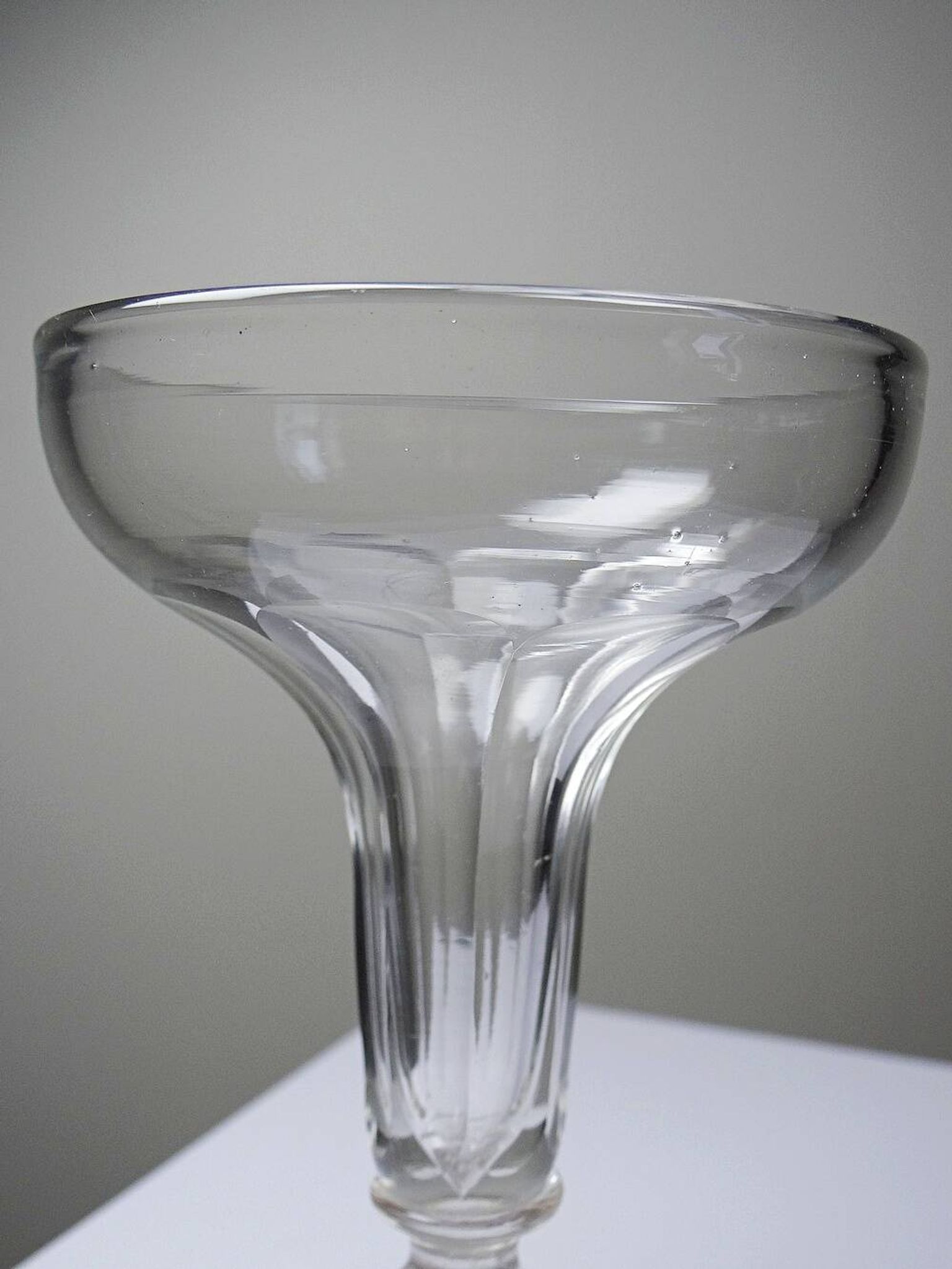 Champagne coupe, antique champenoise attributed to Baccarat, Napoleon III.