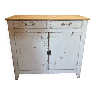Buffet patiné blanc