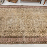 Hand-made vintage rug 303x206cm