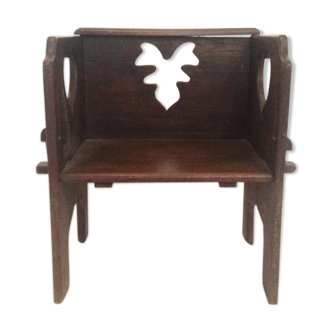 Armchair mountain art popular 50 years