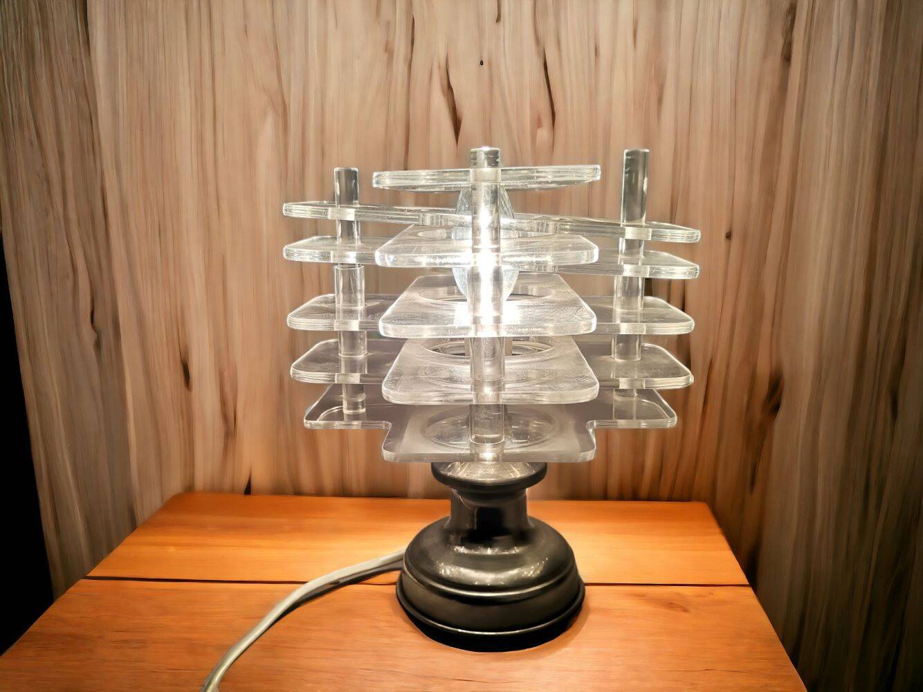 Dutch Century Modern Clear Acrylic Table Lamp, 1960s