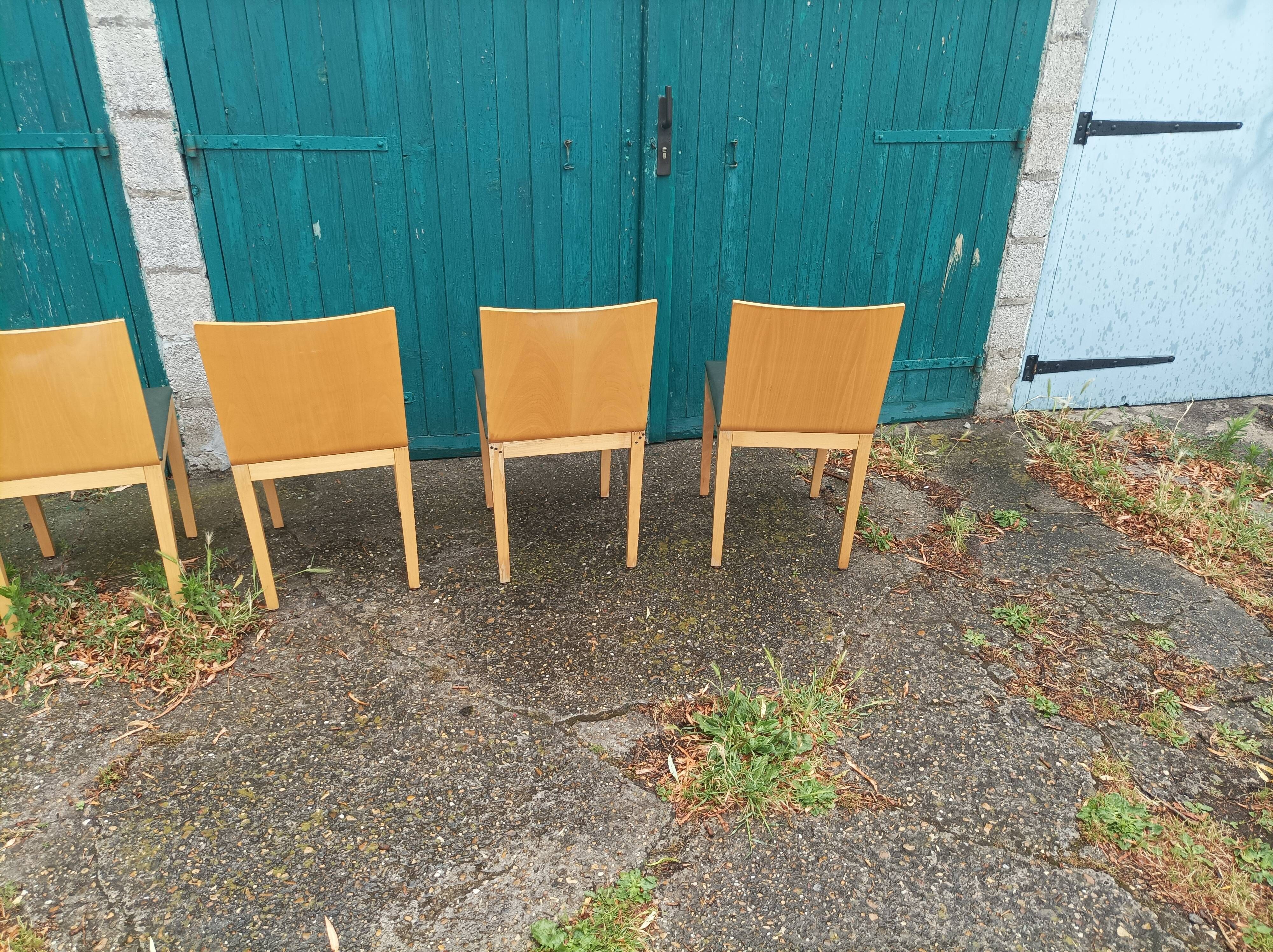 6 old wooden chairs skaï imitation leather punt mobles vintage