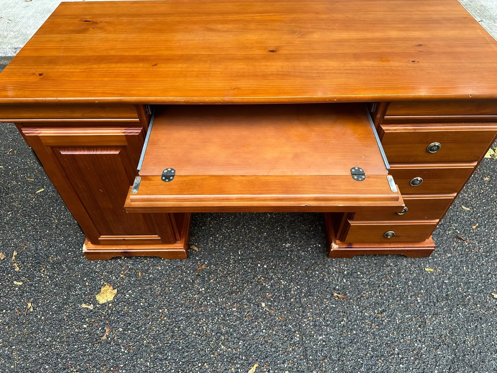 Minister's desk solid wood drawers storage keyboard shelf 140x60 1980