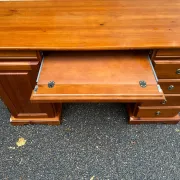 Minister's desk solid wood drawers storage keyboard shelf 140x60 1980
