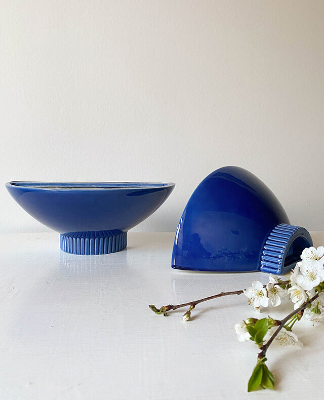 Pair wall lamps half moon faience blue