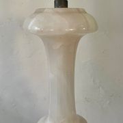 Pied de lampe en onyx rose et blanc