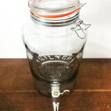 Beverage dispenser