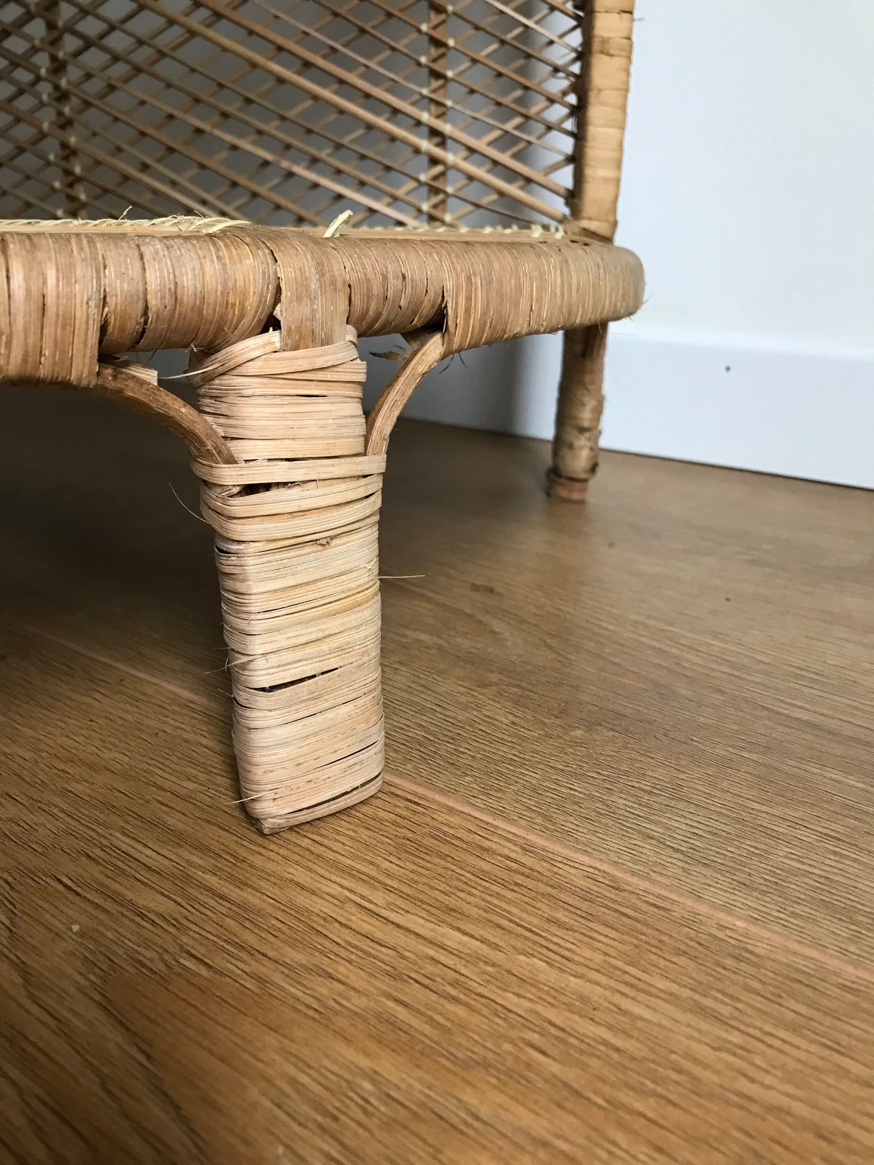 Large rattan corner shelf in Emmanuelle style