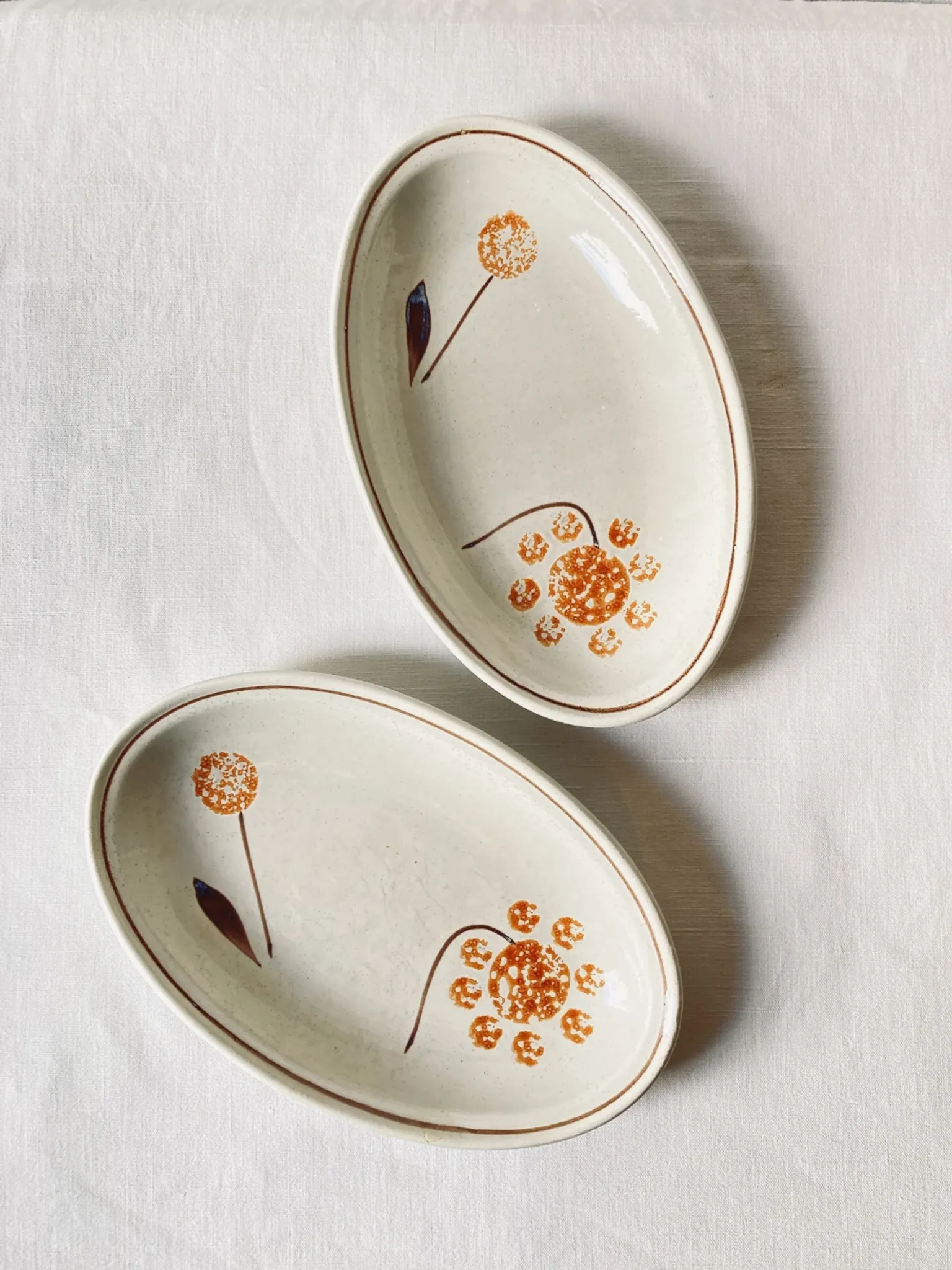 Pair of vintage earthenware dishes from Sarreguemines, 1970s