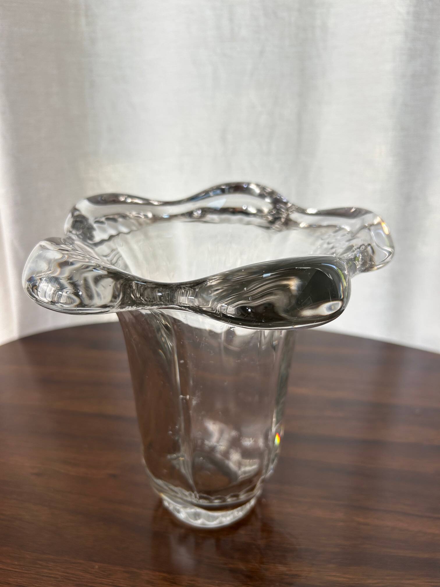 Pierre D'Avesn crystal vase